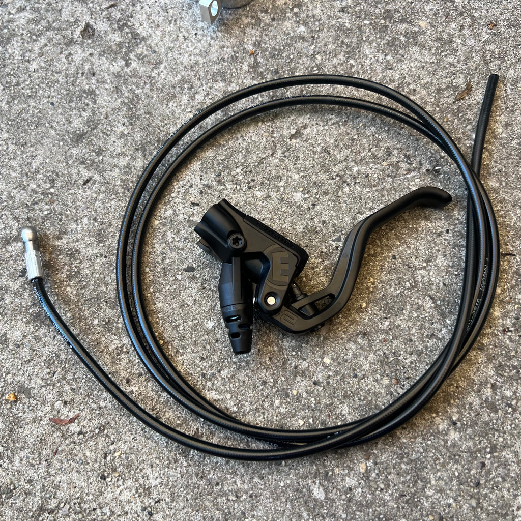 FOR PARTS Magura MT 30 Thirty Brake Lever and Hose MTB Mountain Bike Black