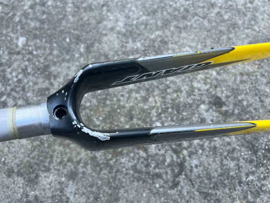 Giant Carbon Fork Aero 700c 1” 10.5” Threadless Steerer Road Yellow Gray Bike - Image 12