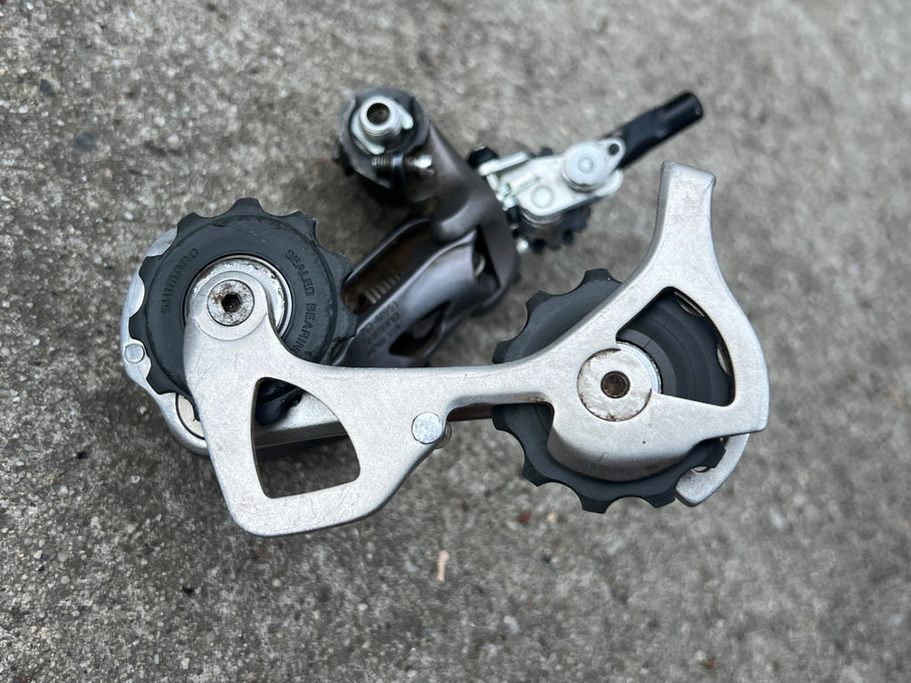 Shimano XTR RD-M951 Rapid Rise Rear Derailleur 8 Speed Medium Cage MTB Mountain - Image 13