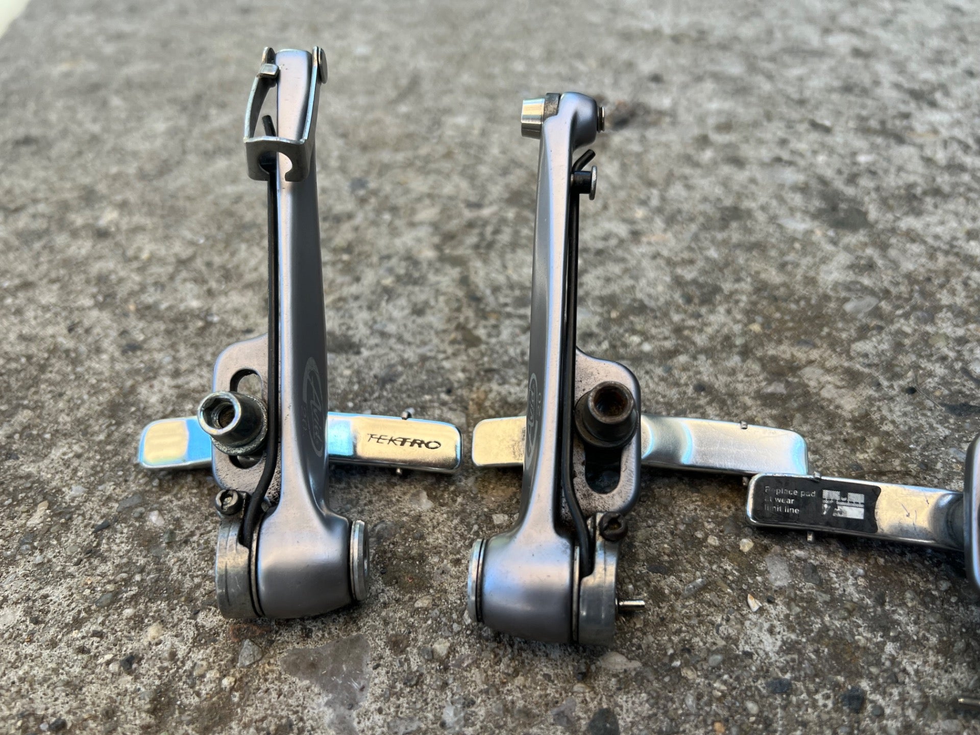Avid 2.0 Brake Set V Brakes Vintage MTB Mountain Bike XC Gray Retro  - Image 10