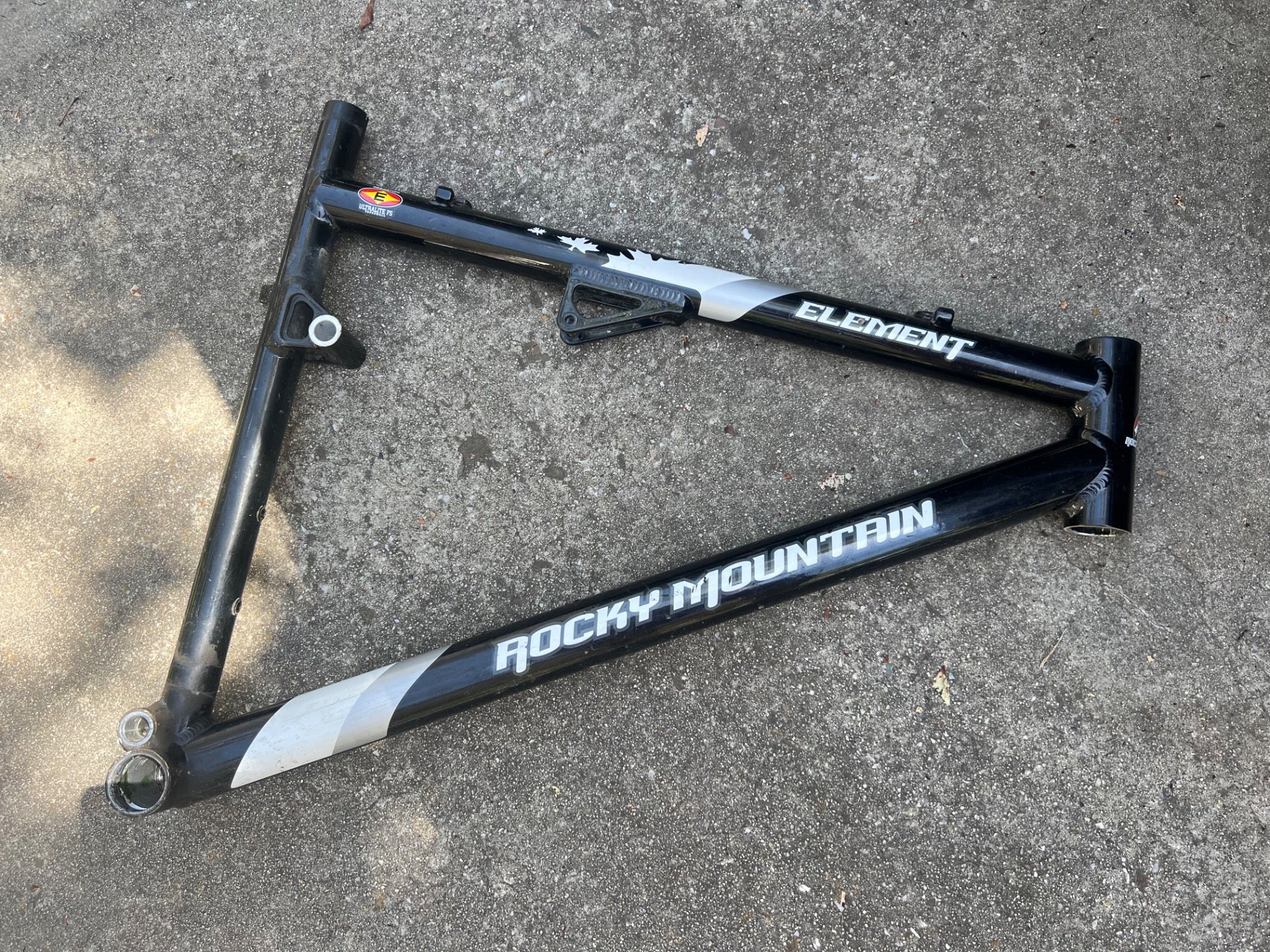 Rocky Mountain Element Rear End Triangle Linkage Black Vintage MTB  - Image 10