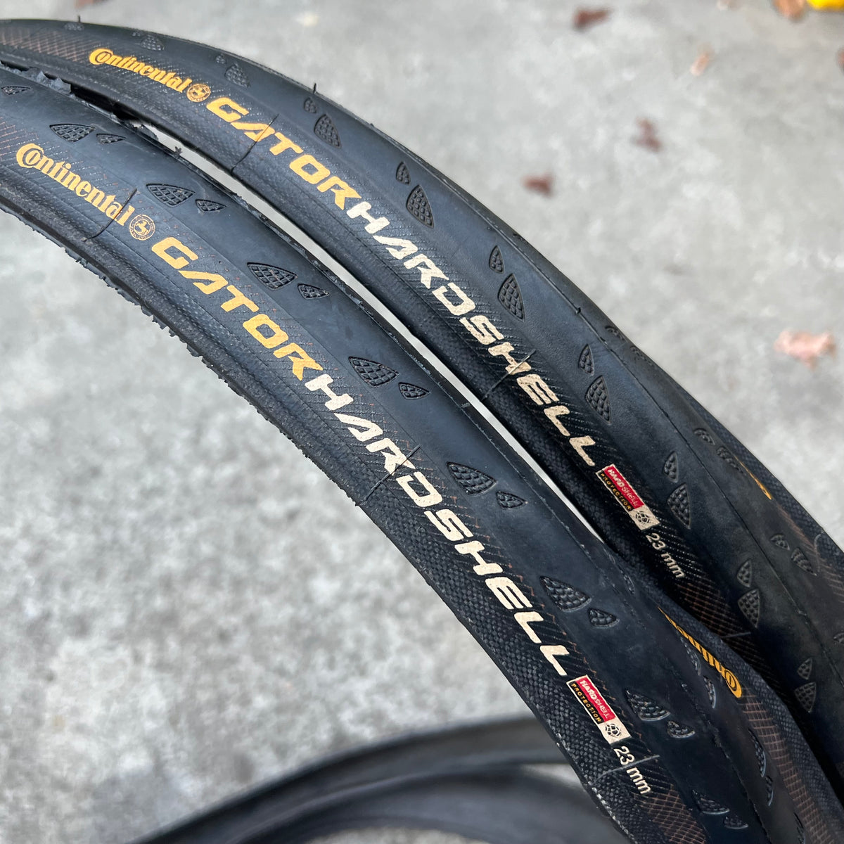 NEW Continental Gator Hardshell 700x23c Tire Set Pair Road Vintage