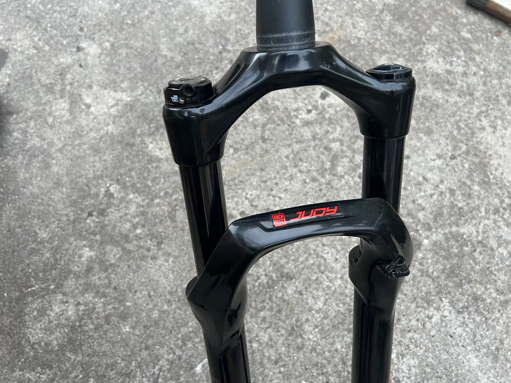RockShox Judy Remote Lockout Fork 29” 100mm Travel Tapered 6.5” Steerer