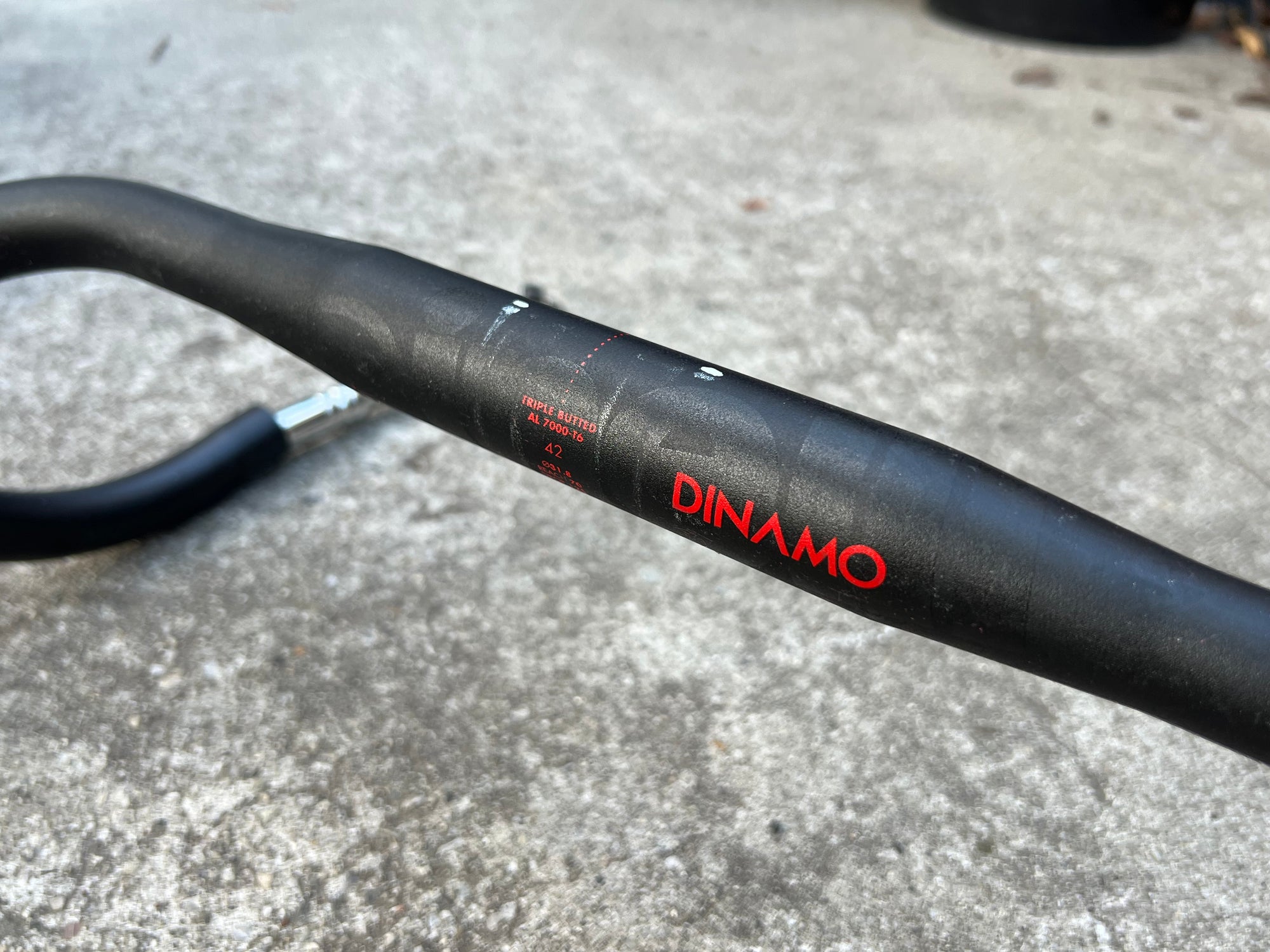 Cinelli Dinamo 31.8x420mm 42cm Aluminum Road Black Red Drop Bars