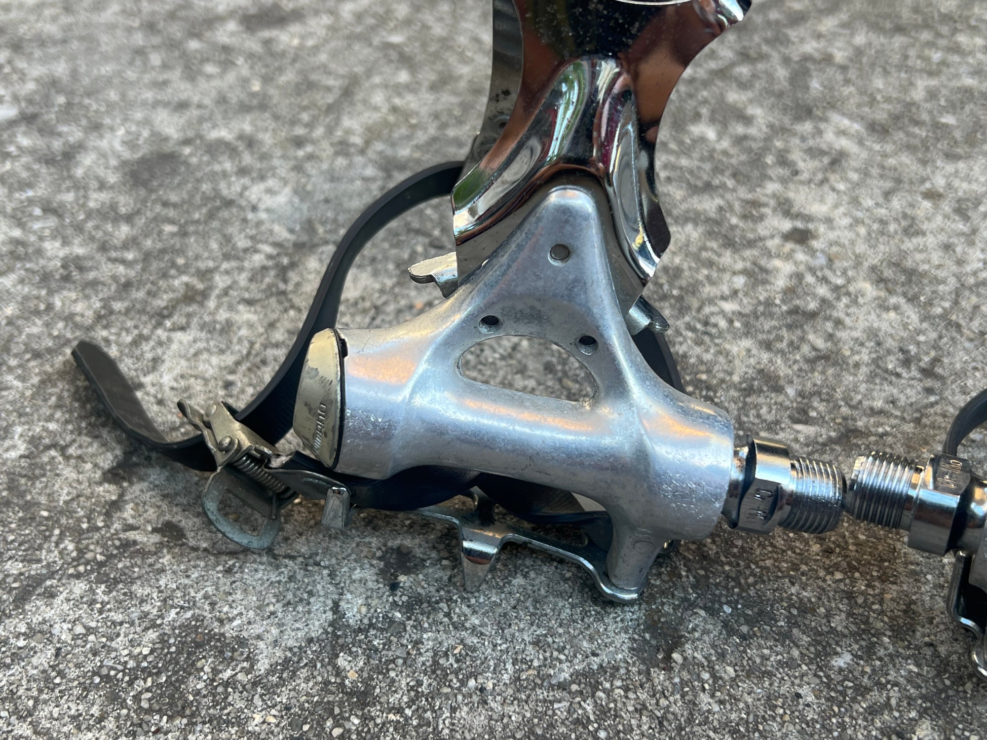 Shimano 600 PD-6207 Toe Clip Pedals Vintage Road Bike Touring Size M Retro