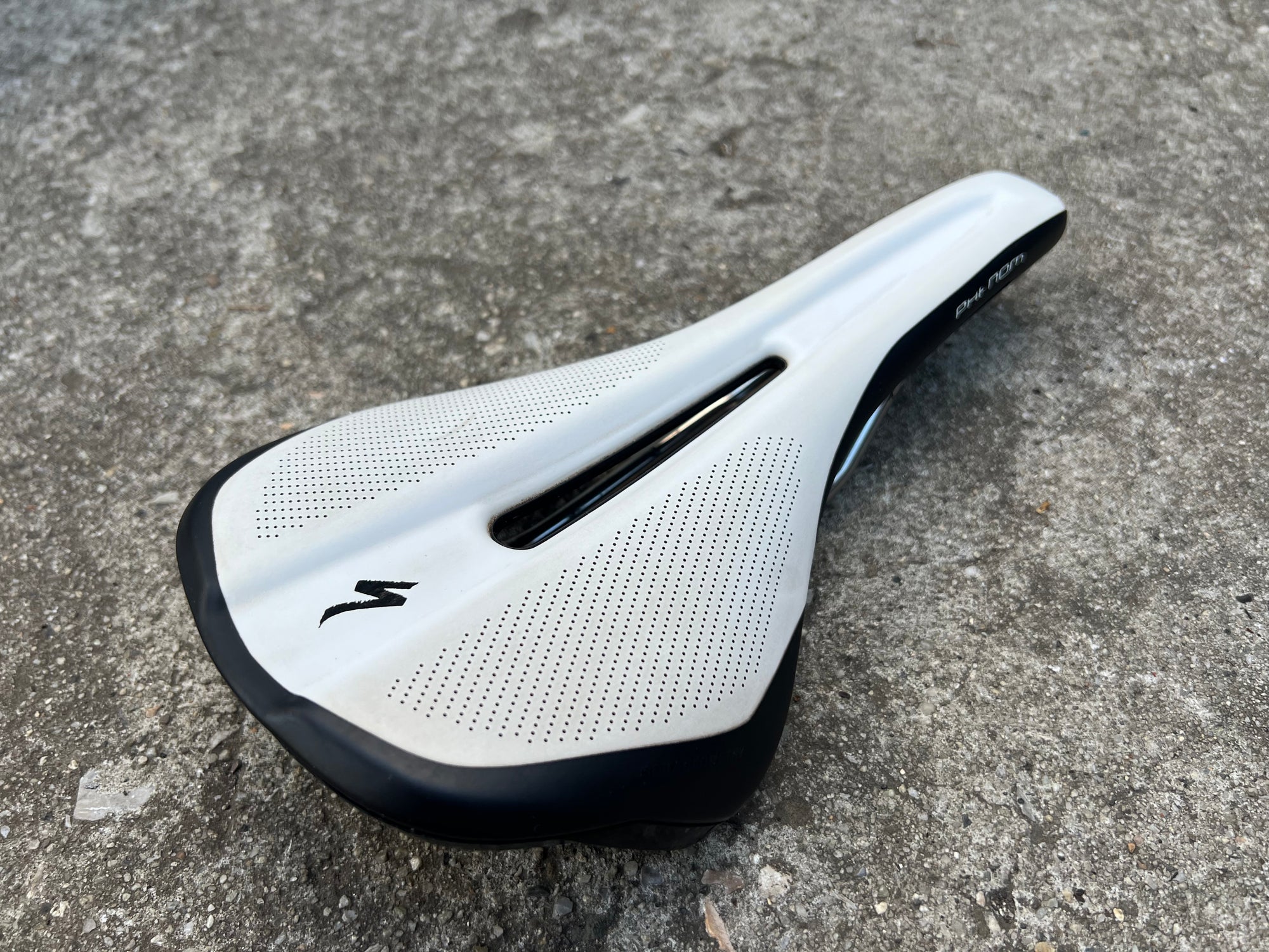 Specialized Phenom Titanium White Saddle 143mm Wide Road Gravel Body Geometry