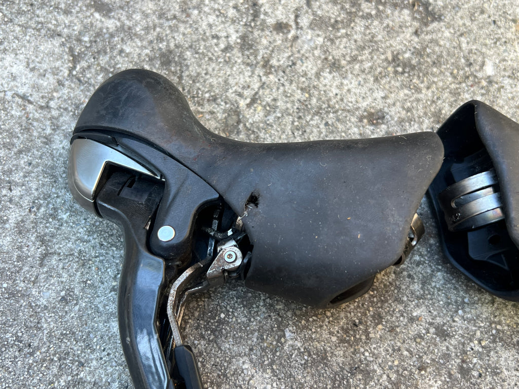 Shimano Ultegra ST-6700 2x10 Speed Carbon Shifters Brake Levers Brifters