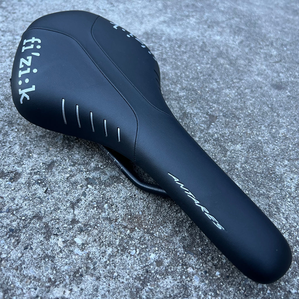 Fizik Antares Saddle 275x140mm Road Bike Gravel Racing Cycling R5 213g