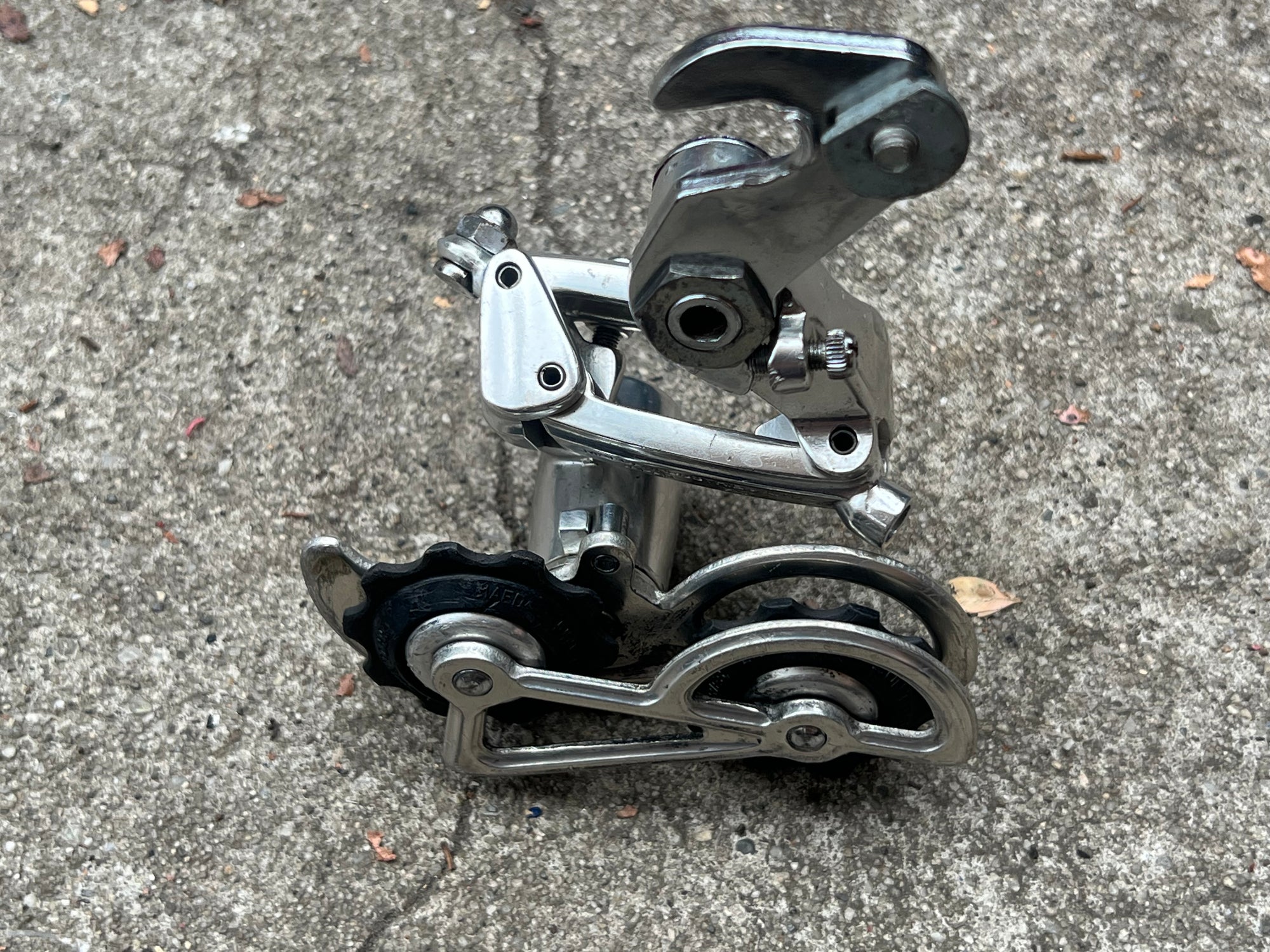 Suntour Cyclone MK1 5 Speed Silver Road Short Cage Vintage Rear Derailleur w Claw