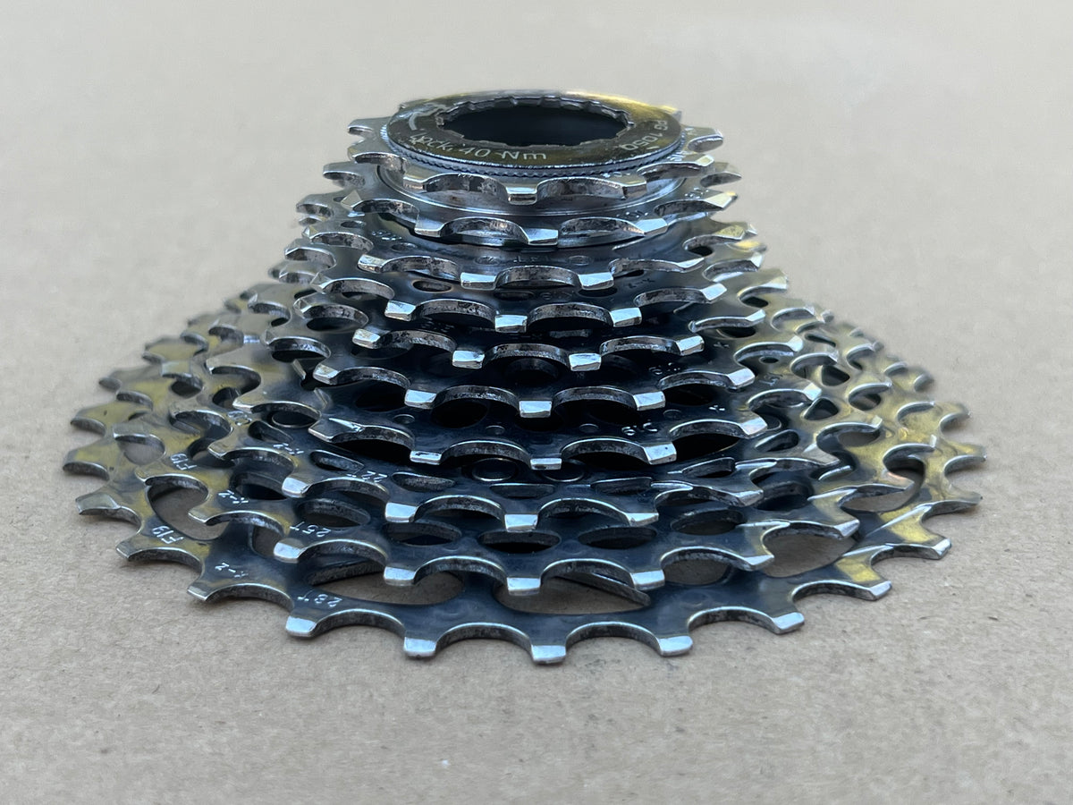 Clean! SRAM PG 1050 11-28T 10 Speed Cassette Road Bike Gravel Chrome