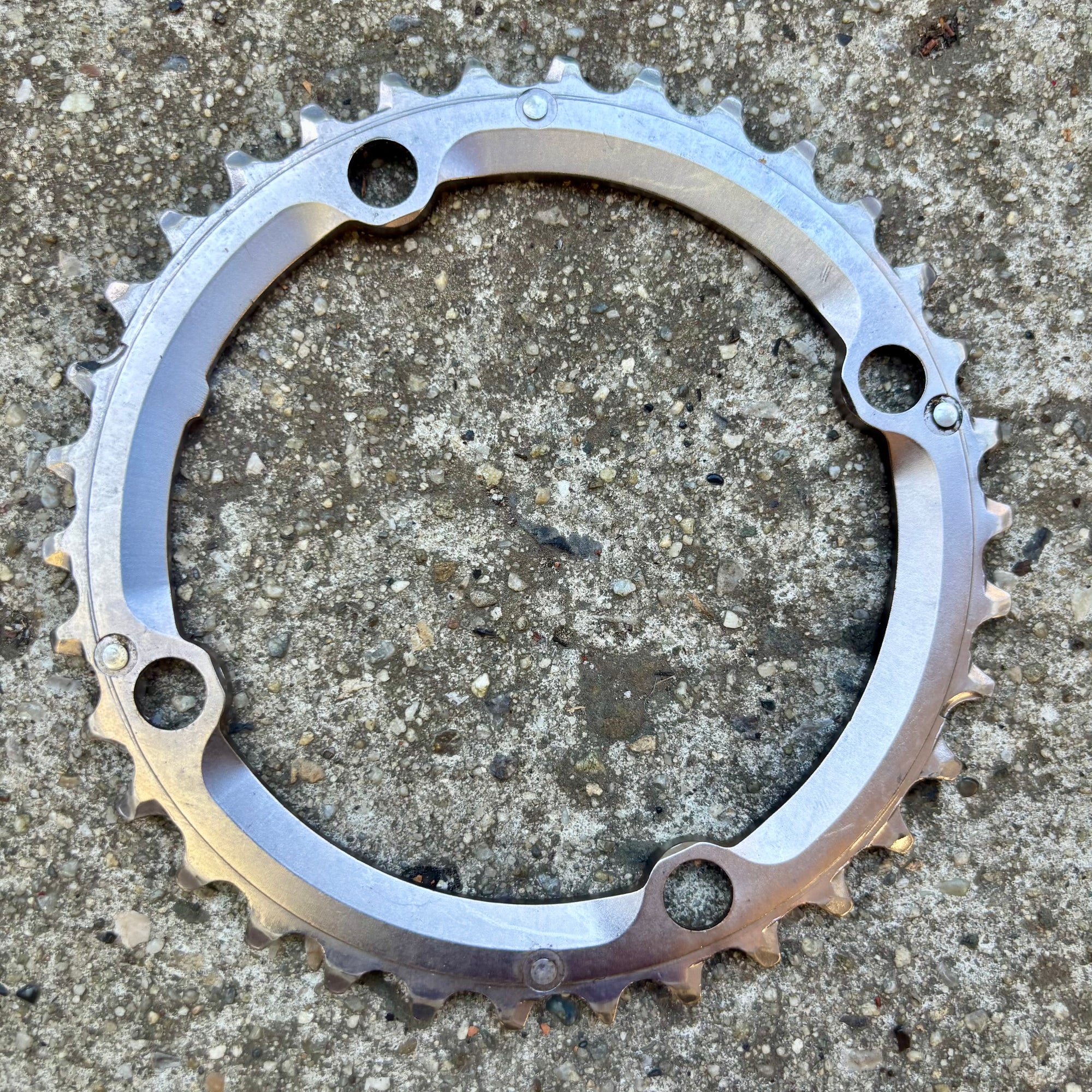 Shimano XTR M952 112 BCD 34T 9 Speed 4 Bolt Middle Vintage MTB Chainring