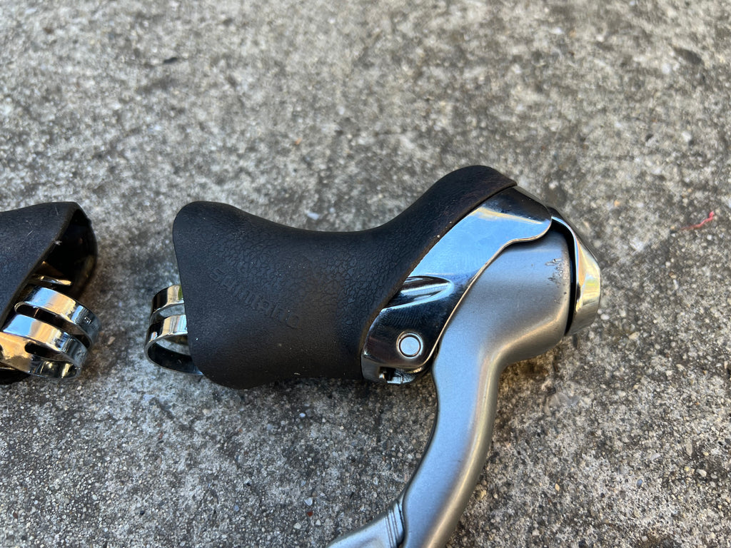 Shimano Ultegra 600 ST-6400 2x8 Speed Road Bike Shifters Brifters Brake Levers