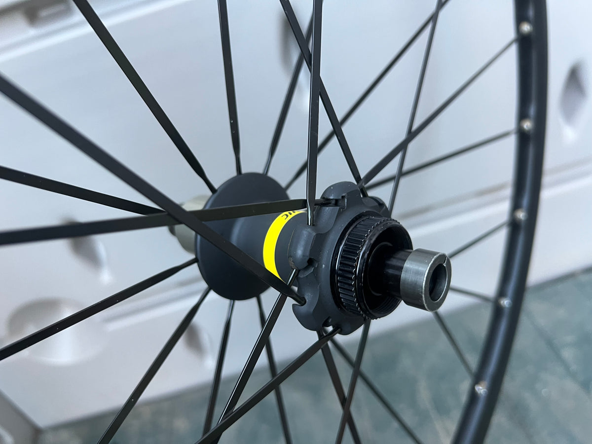 Mavic Ksyrium Elite UST 700c Tubeless Wheelset Disc Black XDR 12x100/142mm