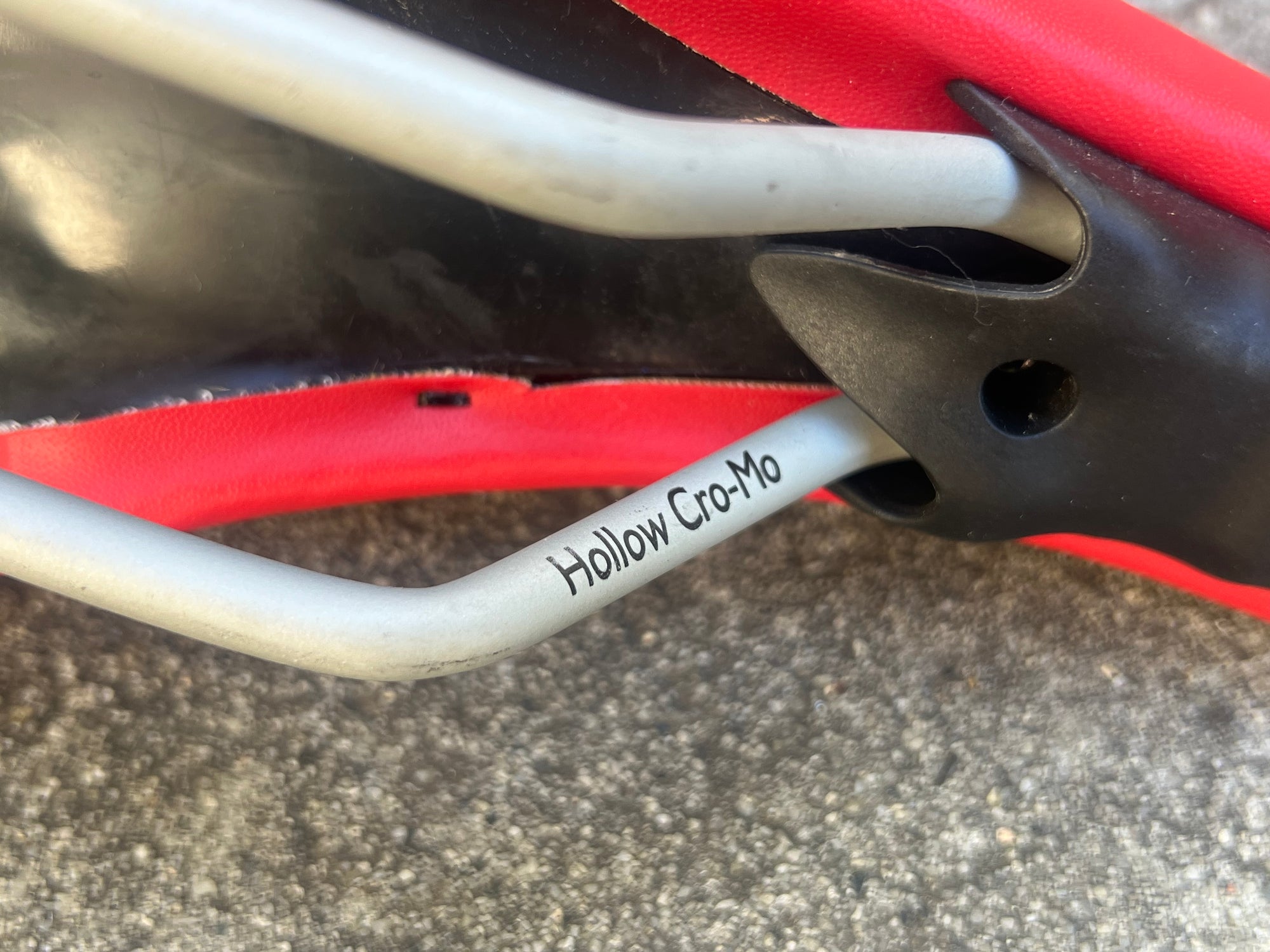 NOS NEW Brompton Red Comfort Saddle Folding Bike Commuter Hollow Cr-Mo Rails Hybrid