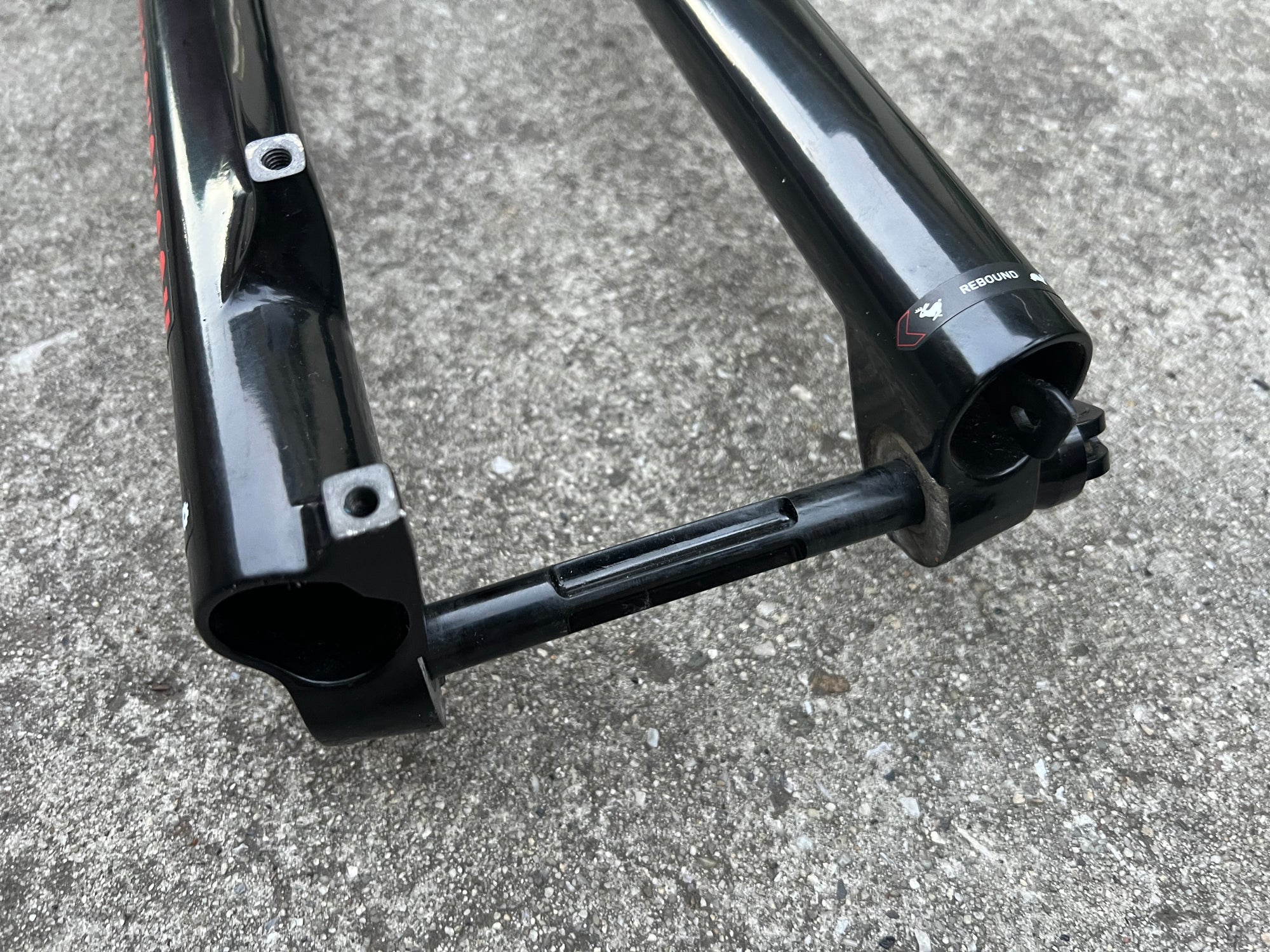RockShox Judy Remote Lockout Fork 29” 100mm Travel Tapered 6.5” Steerer