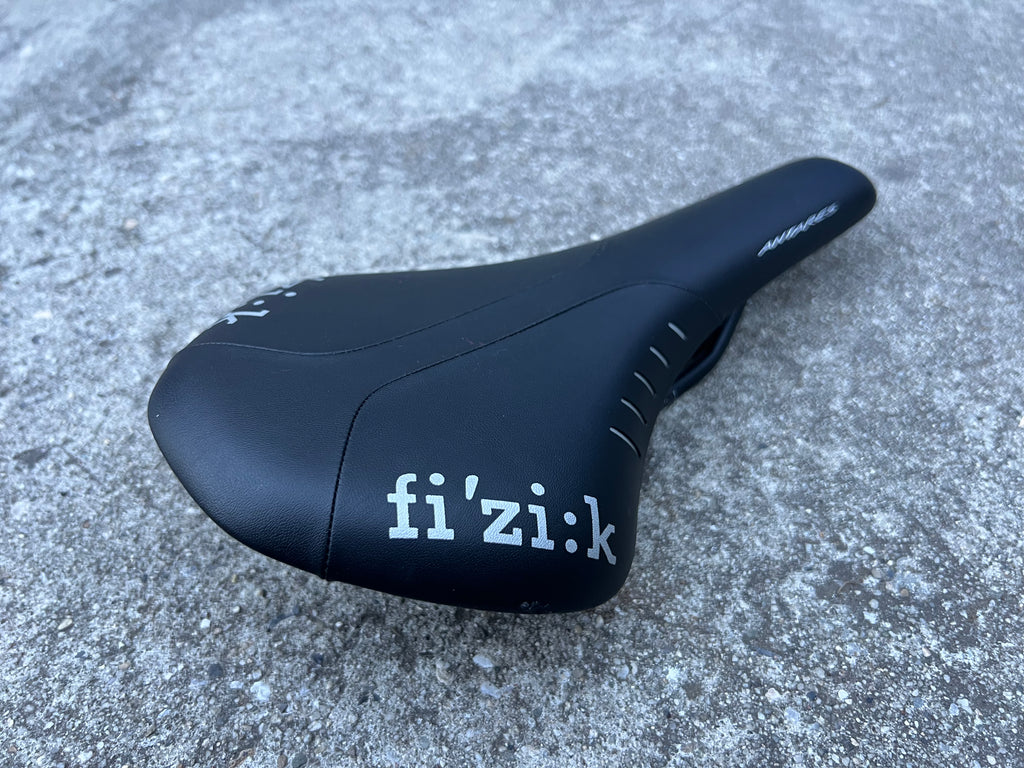 Fizik Antares Saddle 275x140mm Road Bike Gravel Racing Cycling R5 213g
