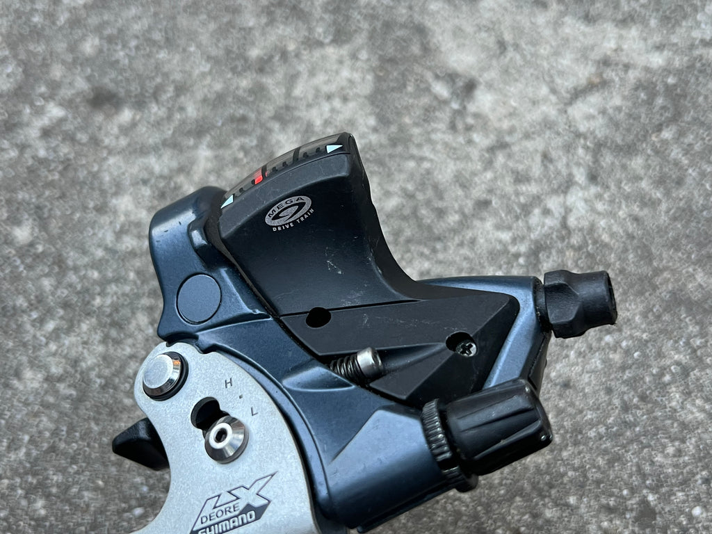 Shimano Deore LX ST-M570 9 Speed Right Rear Brake and Shifter Combo V Brake MTB