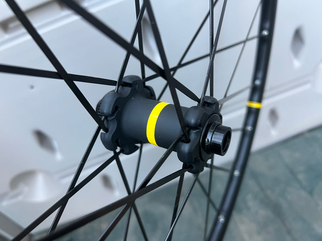 Mavic Ksyrium Elite UST 700c Tubeless Wheelset Disc Black XDR 12x100/142mm