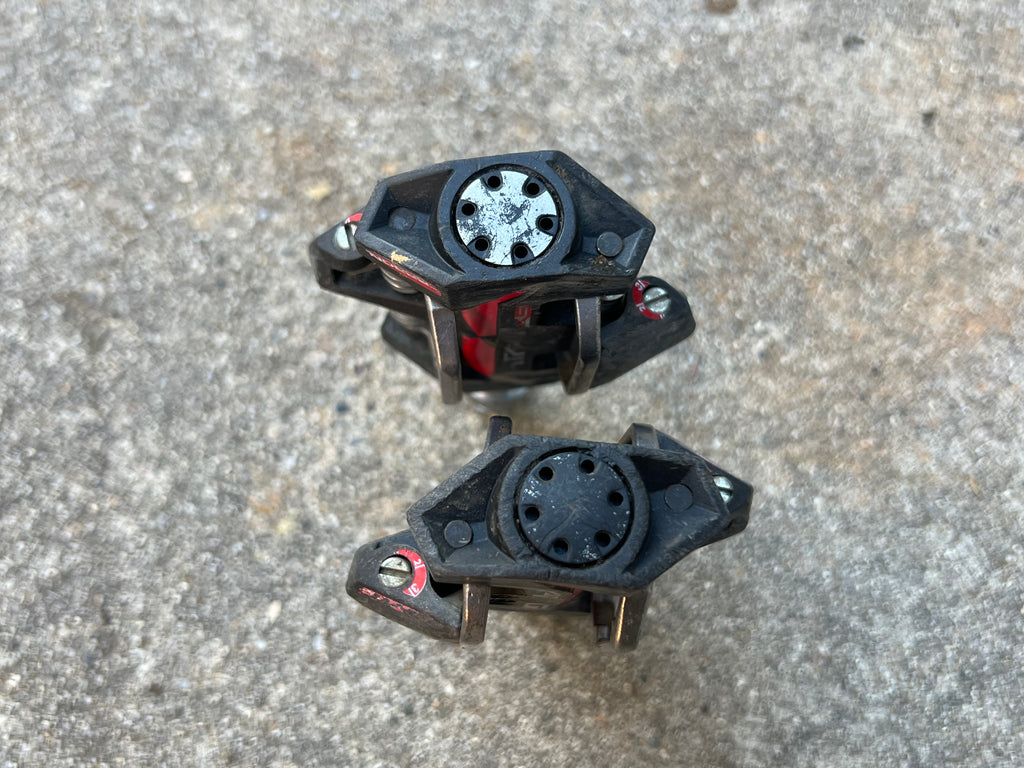 Time ATAC XS Carbon Clipless Pedals Steel Spindle MTB Mountain Bike XC Gravel