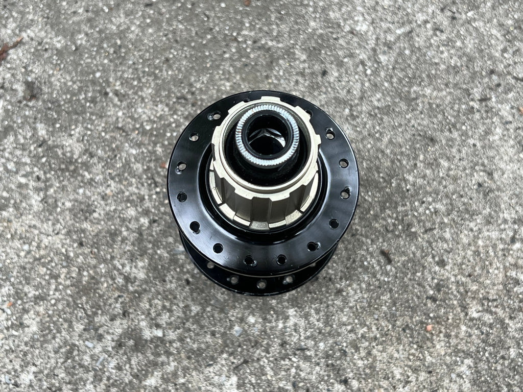 Sunrace Rear Hub 12x142mm 32H  8/9/10 Speed Shimano 6 Bolt Disc Mountain Bike Black