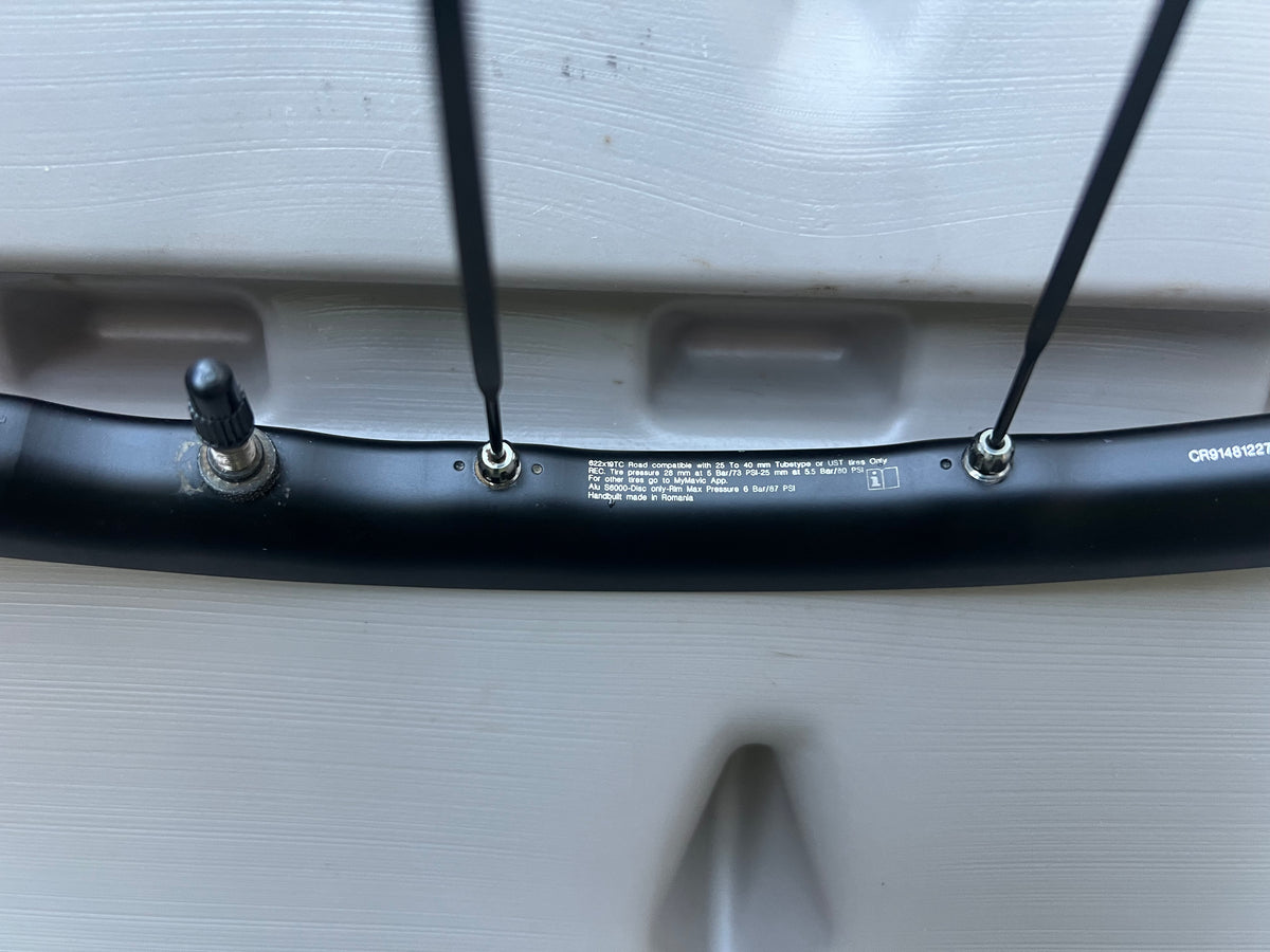 Mavic Ksyrium Elite UST 700c Tubeless Wheelset Disc Black XDR 12x100/142mm