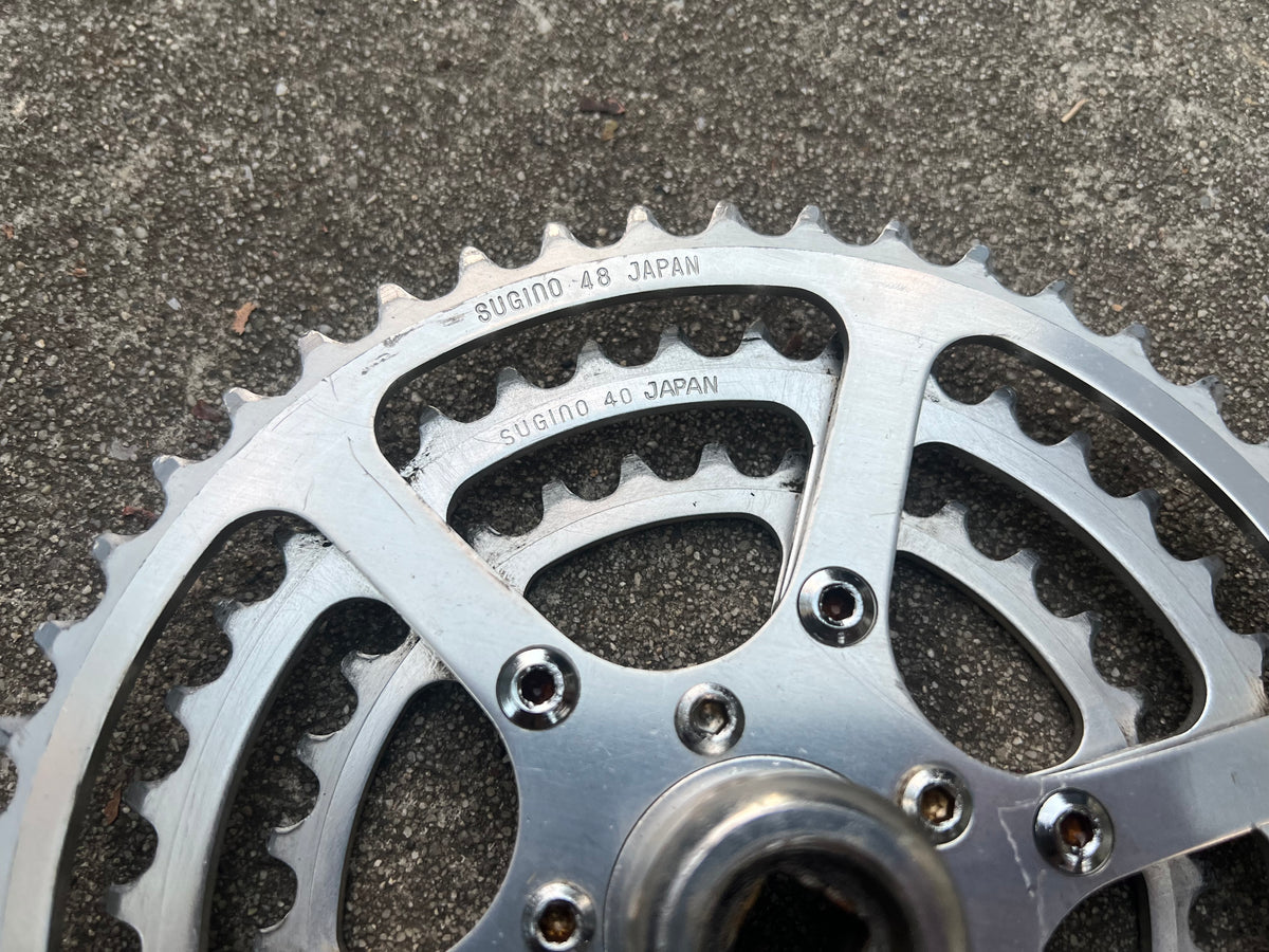 Sugino Super Maxy Triple Touring 180mm 32-40-48T Square Taper 6 Bolt Crankset