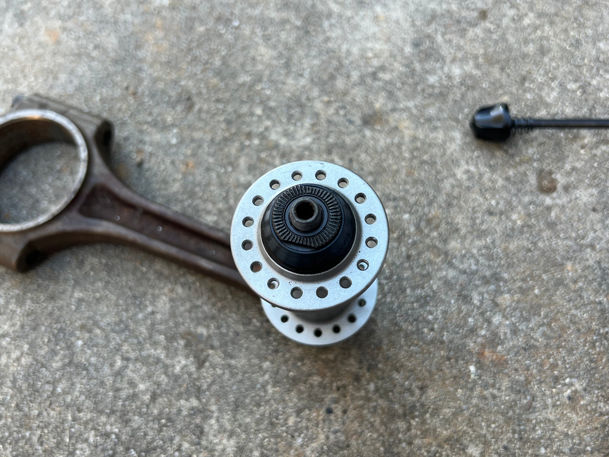 NOS Shimano Deore LX HB-M580 32H Front Hub and Quick Release Vintage MTB Gravel Touring