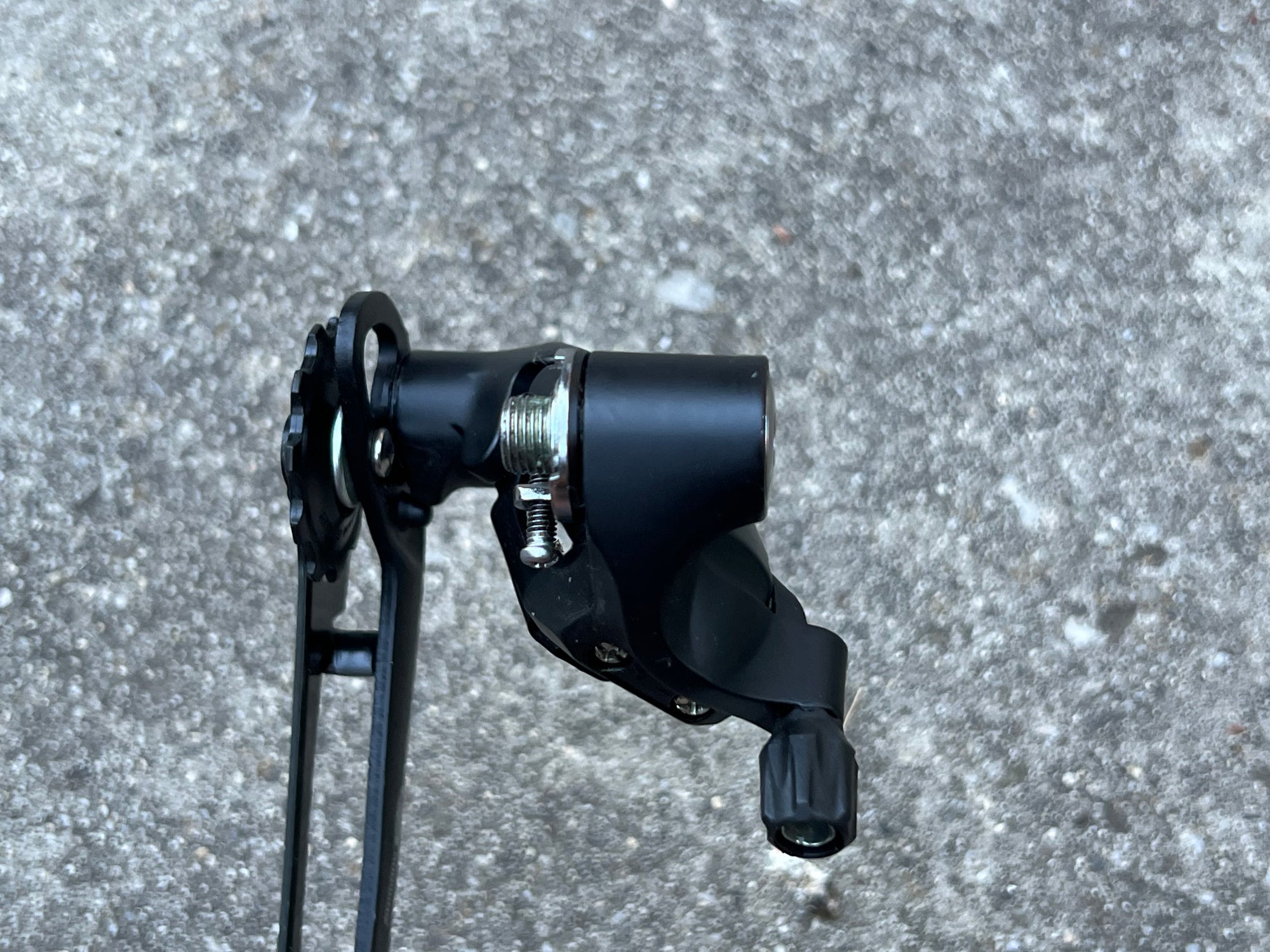 NOS NEW Shimano Deore RD-M530 9 Soeed Long Cage SGS Rapid Rise Rear Derailleur