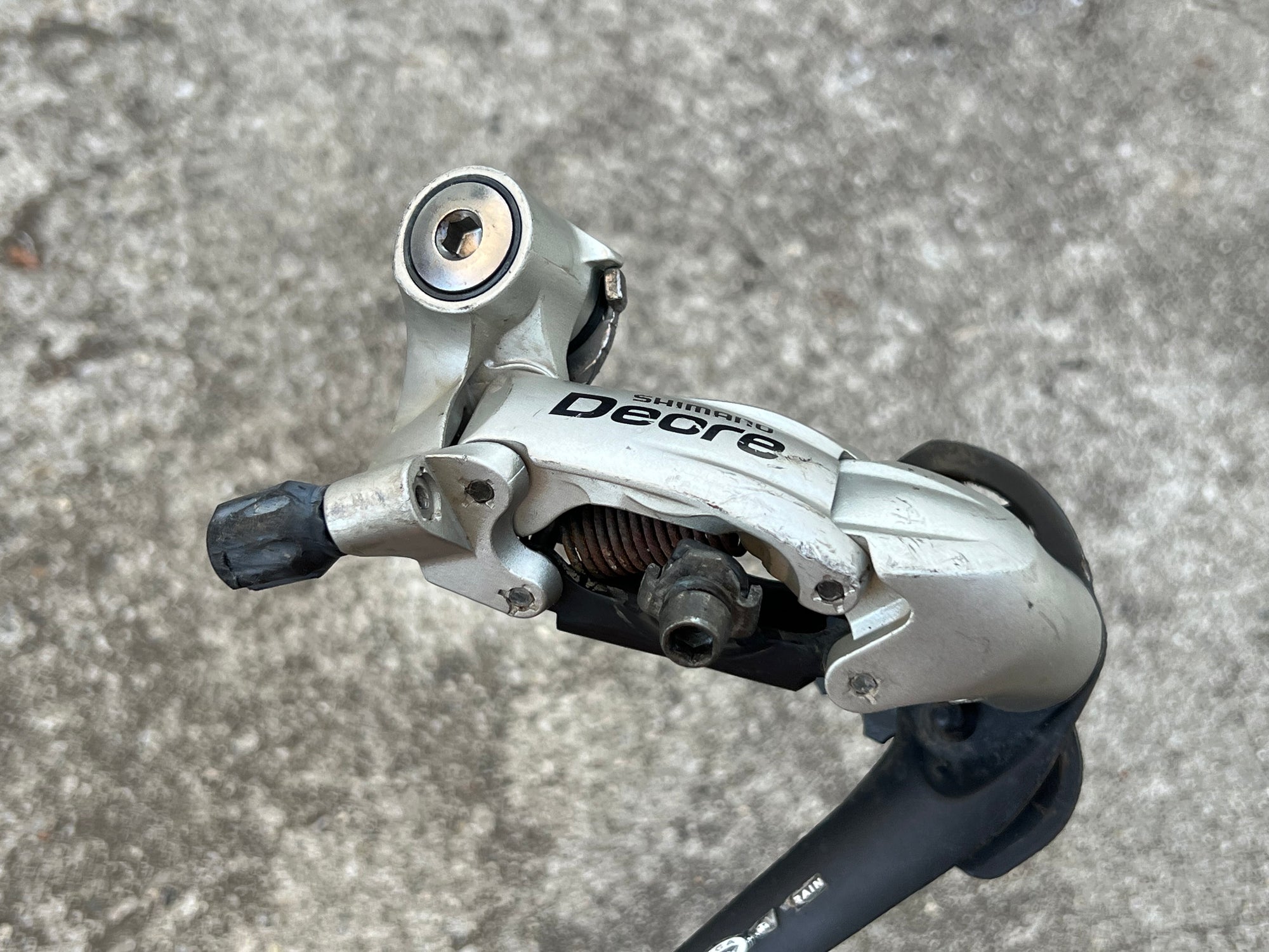 Shimano Deore RD-M530 9 Speed Long Cage Rapid Rise Rear Derailleur