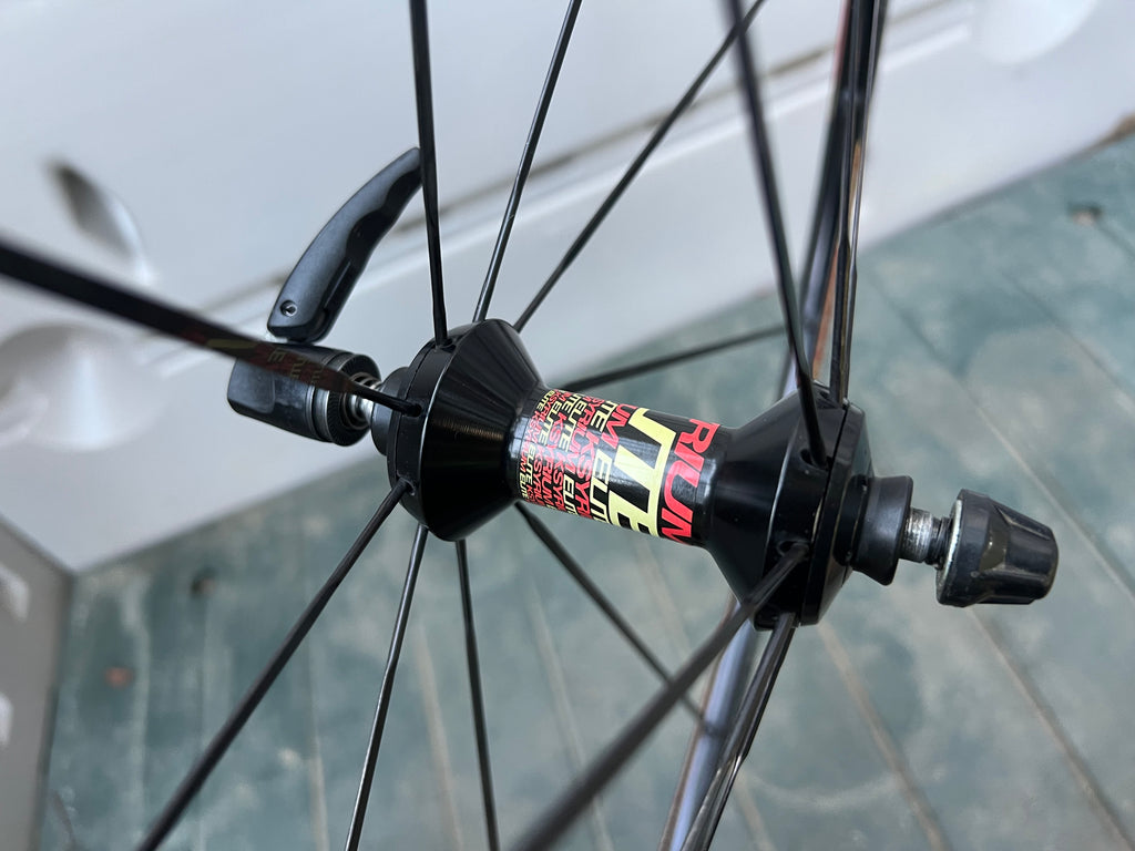 Mavic Ksyrium Elite 700c Clincher 8/9/10/11 Speed Shimano Black Road Wheelset Wheels