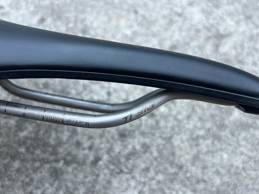 Selle Italia Novus EVO Boost Saddle 145x245mm Wide Carbon Titanium idmatch L3