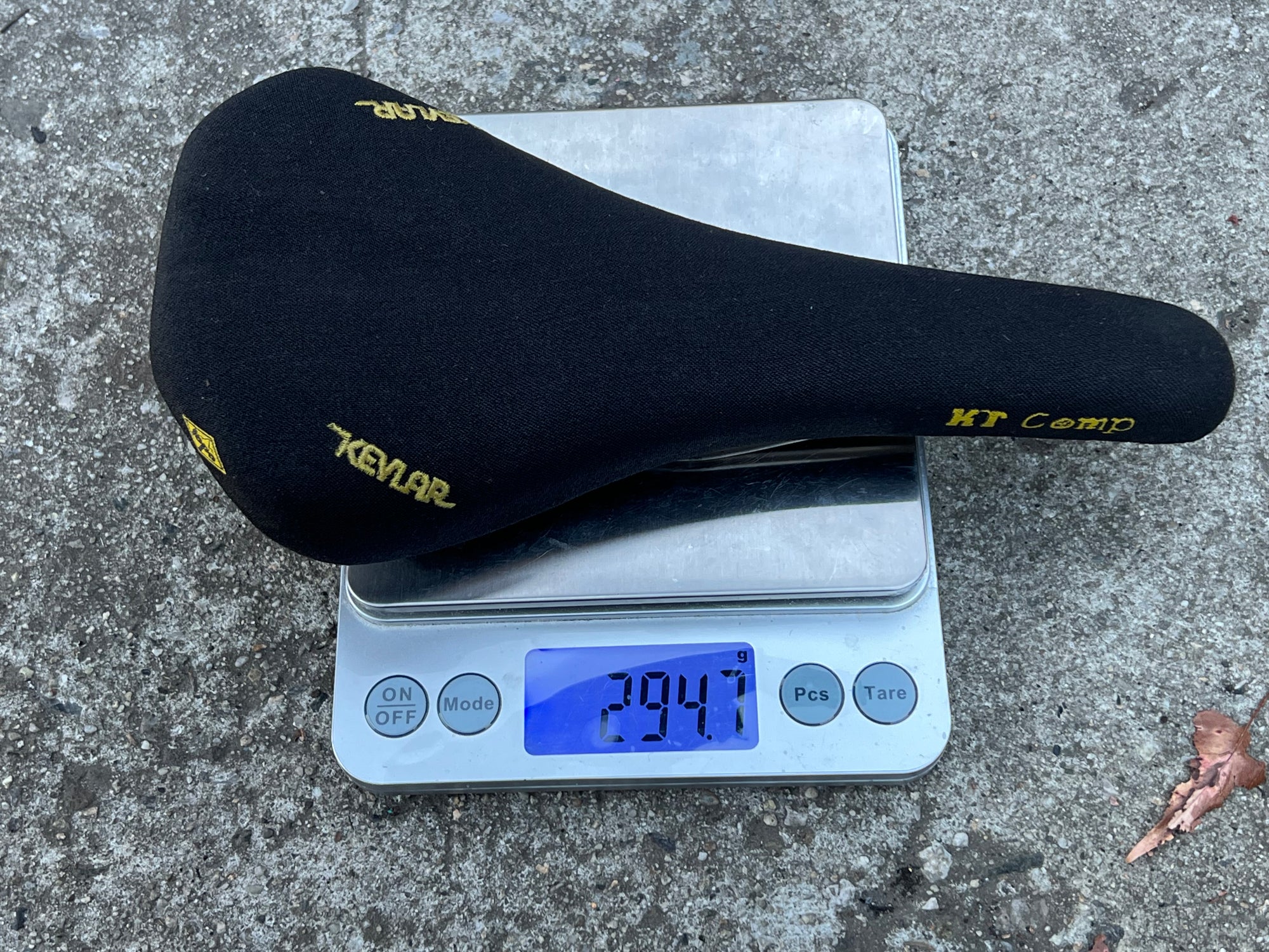 Velo Topo KT Comp Kevlar Titanium Saddle Vintage MTB Mountain Bike Black Yellow
