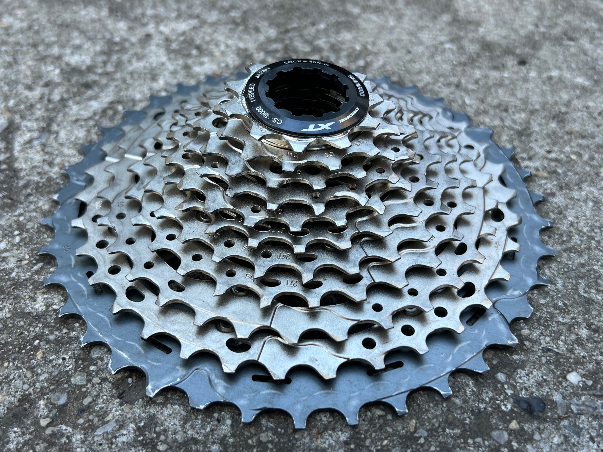 Shimano Deore XT CS-M8000 11-40T 11 Speed Cassette Mountain Bike MTB