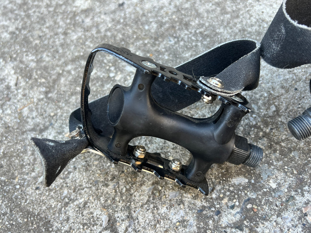 MINT Power Grips Toe Strap Platform Pedals MTB Mountain Bike Black
