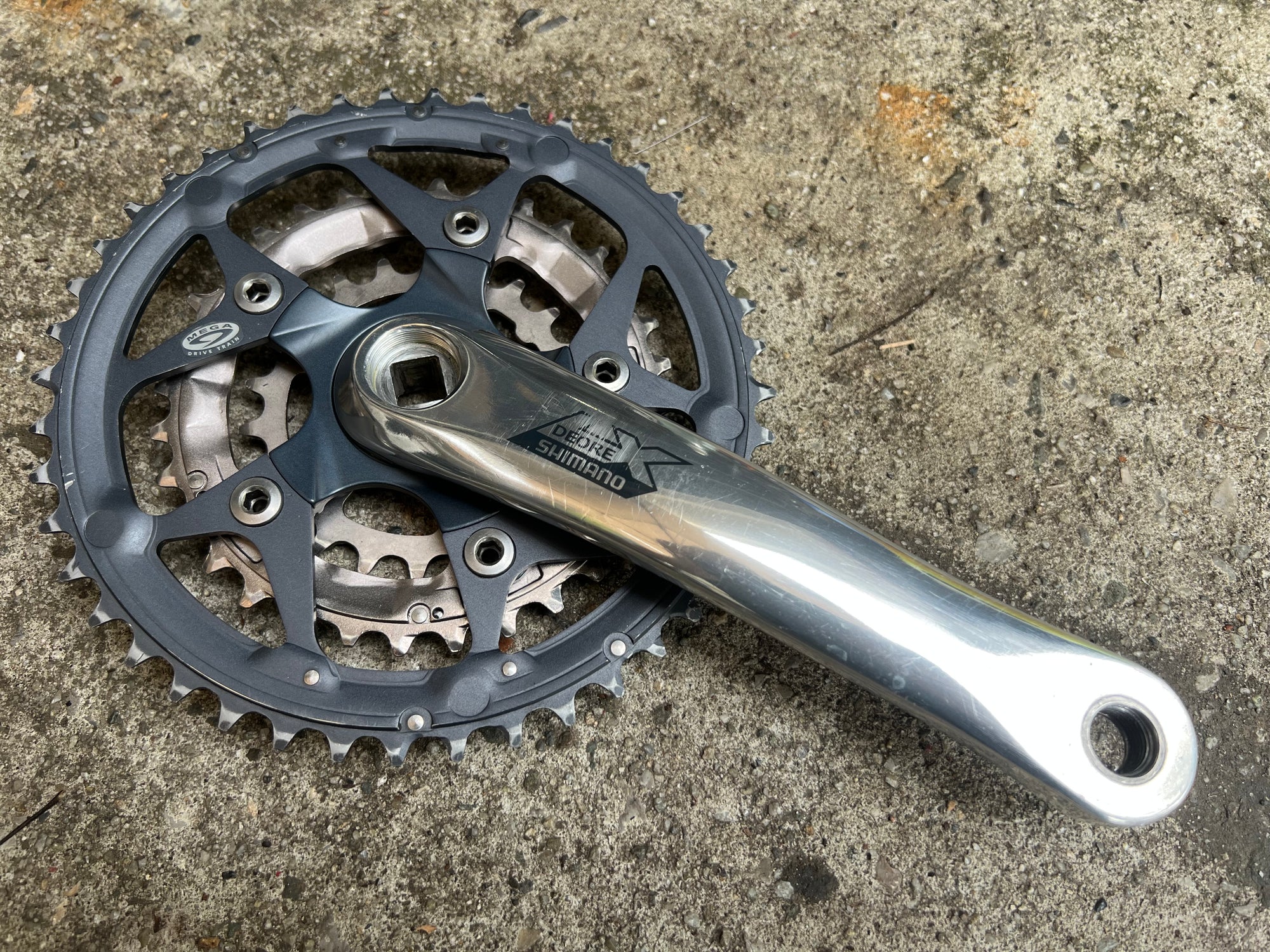 Shimano Deore LX FC-M570 5 Bolt 175mm Crankset Vintage MTB 9 Speed Triple 22/32/44