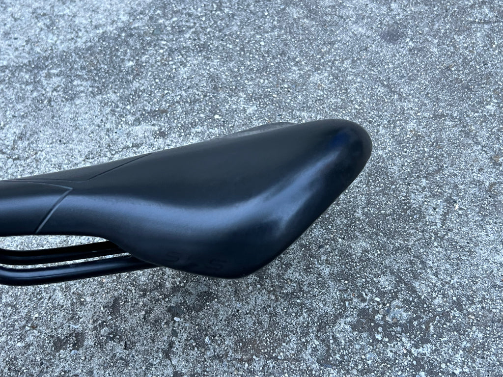 Selle Italia 275x130mm Black Saddle Road Mountain Bike Gravel Black Steel Rails