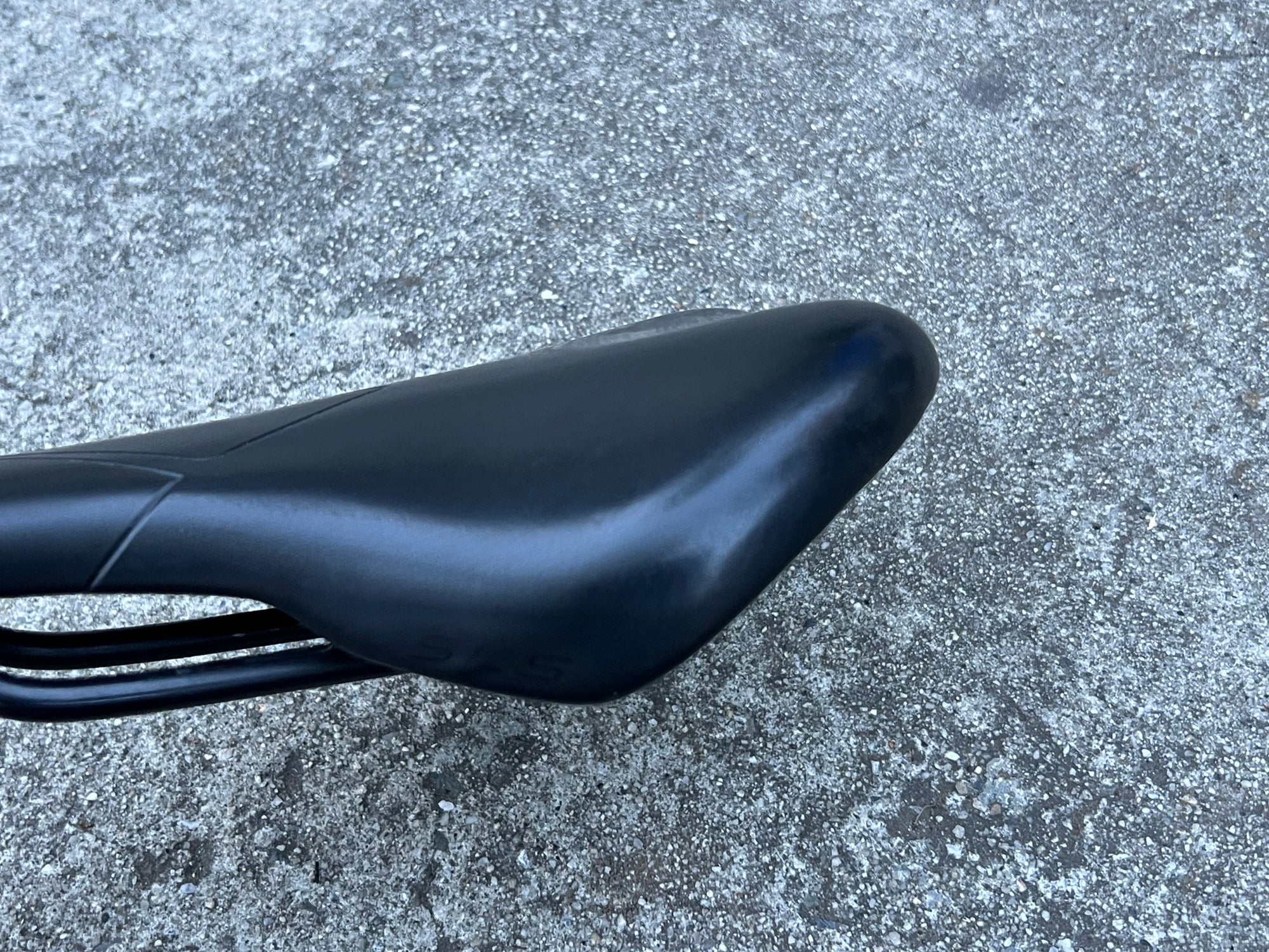 Selle Italia 275x130mm Black Saddle Road Mountain Bike Gravel Black Steel Rails