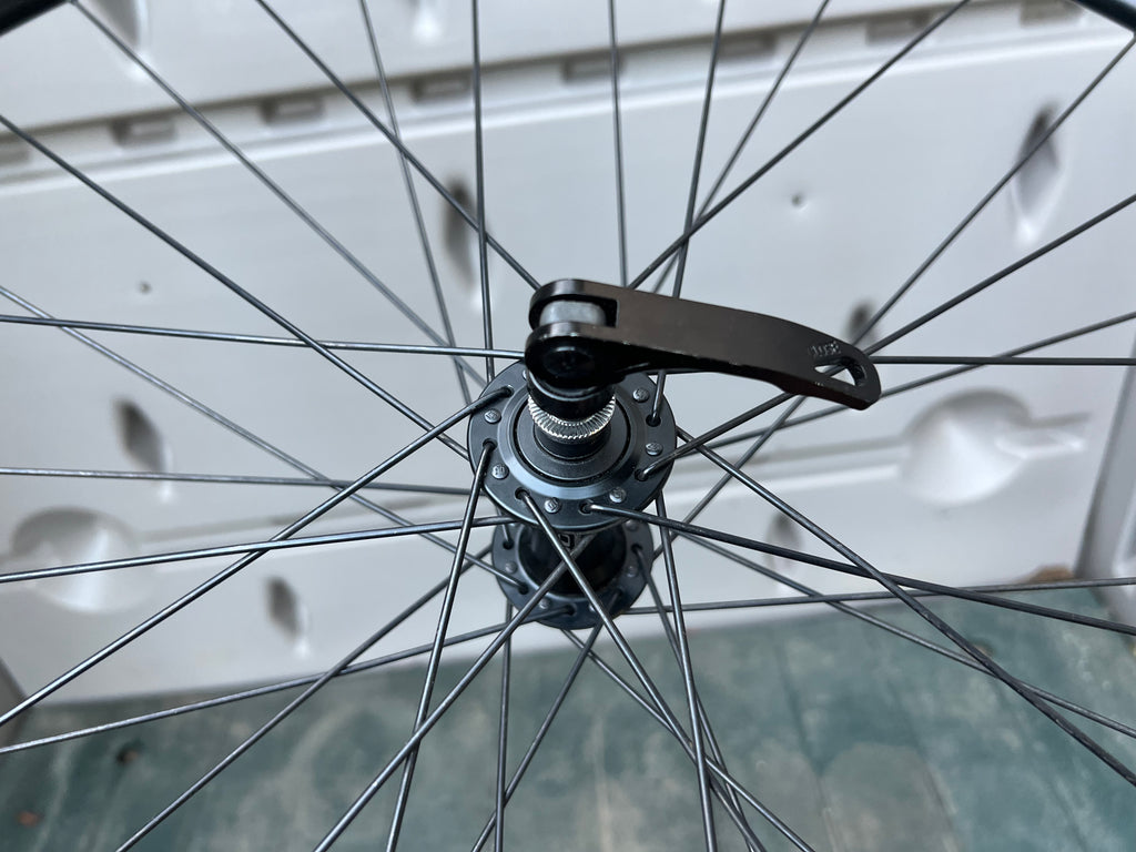 Shimano 105 5800 DT Swiss R460 700c 100/130 Road Black Clincher Wheelset Wheels