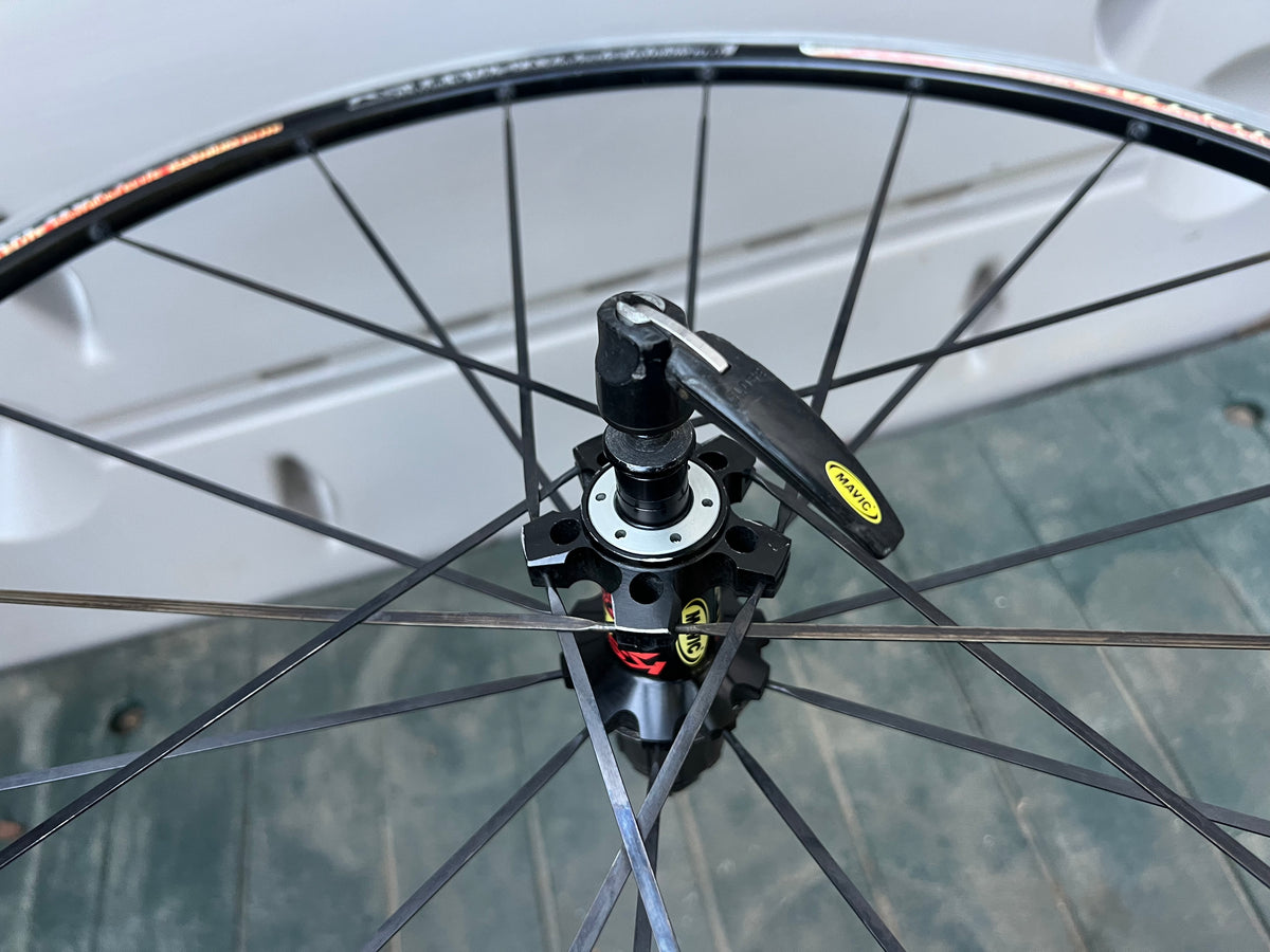 Mavic Ksyrium Elite 700c Clincher 8/9/10/11 Speed Shimano Black Road Wheelset Wheels