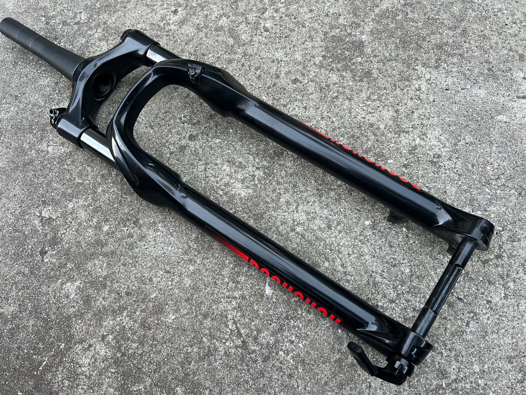 RockShox Judy Remote Lockout Fork 29” 100mm Travel Tapered 6.5” Steerer