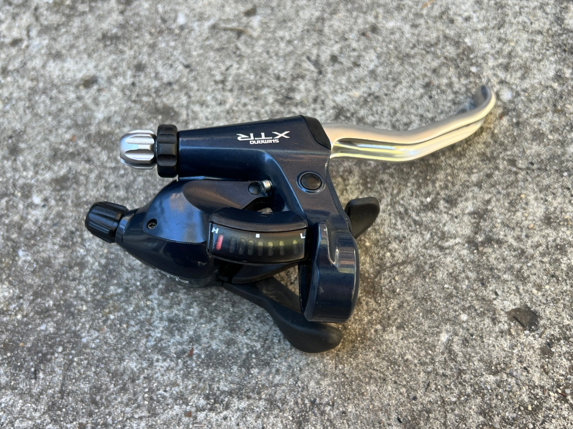 Shimano XTR ST-M900 Brake & Shifter Combo Shifters 3x8 Speed Cantilever MTB 9/10
