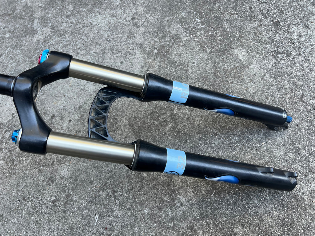 FOX 32 RLC TALAS 26” Fork 1 1/8”x 8” Steerer 100-140mm Vintage MTB Mountain Bike
