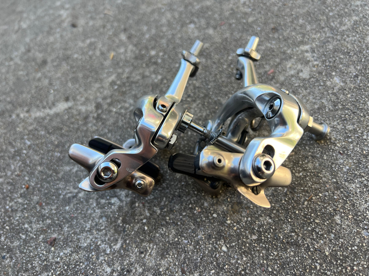 Shimano Dura Ace BR-7700 Dual Pivot Front & Rear Brakes Brake Calipers Set Pair