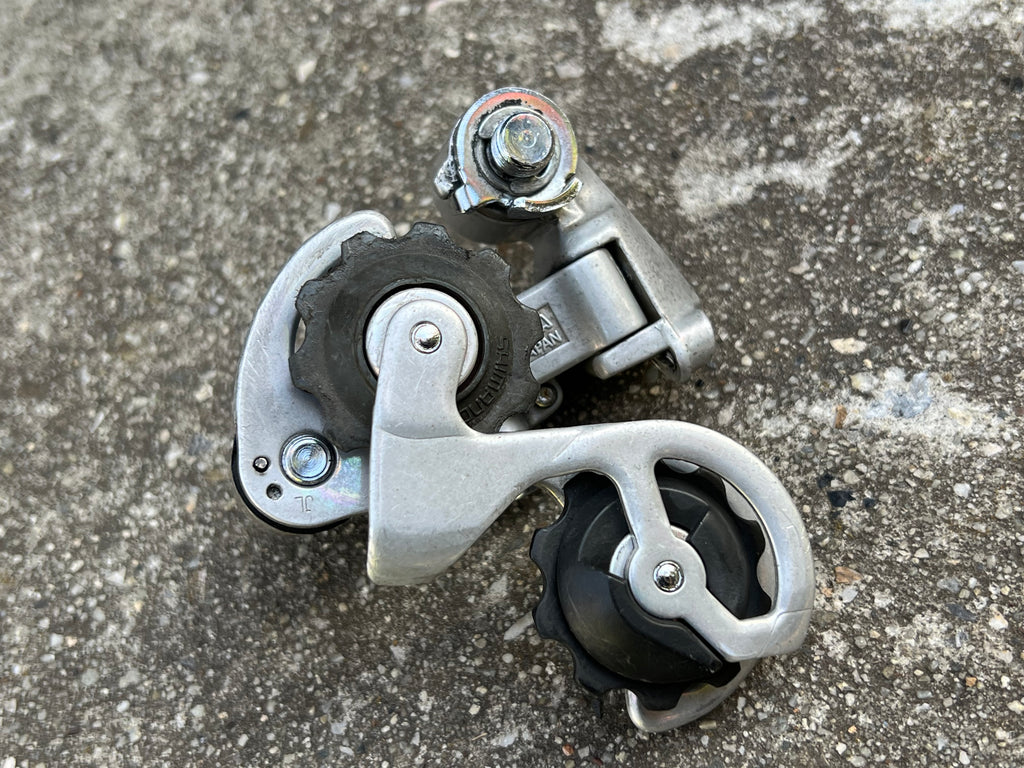 Shimano 600 RD-6207 6 Speed Short Cage Friction Silver Vintage Rear Derailleur